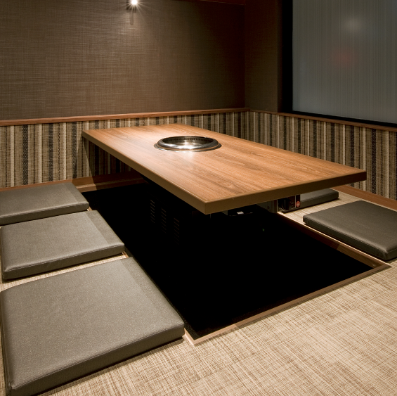 大阪商店は 和牛をメインとした現代焼肉店です。