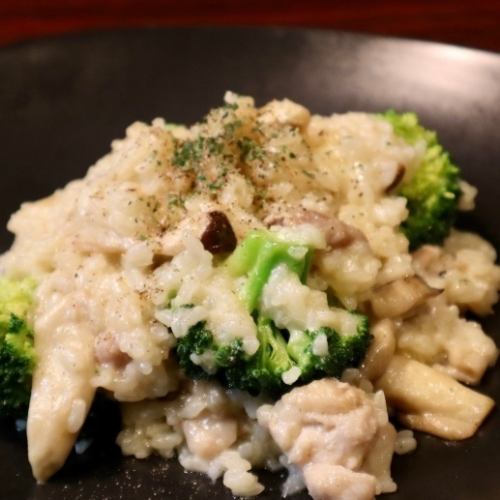 Shrimp and 4 kinds of mushroom cream risotto / Sakurahime chicken and mushroom cheese risotto
