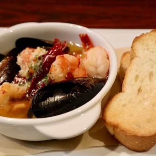 Shrimp and Mussel Ajillo