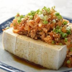 에비센 / 절인 모듬 / 야미 츠키 오이 / 감자 샐러드 / 완두콩 / 김치 / 야마 고구마 스트립 / 치리 멘 냉 녀석 / 김치 냉 녀석