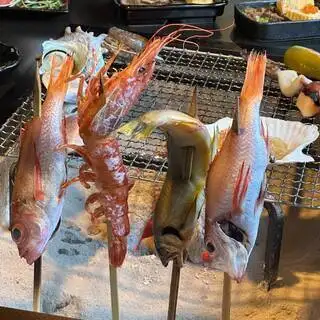<Perfect for year-end and New Year's parties> [Reservations accepted on the day, 120-minute all-you-can-drink included] Seafood & local chicken irori course 5,500 yen