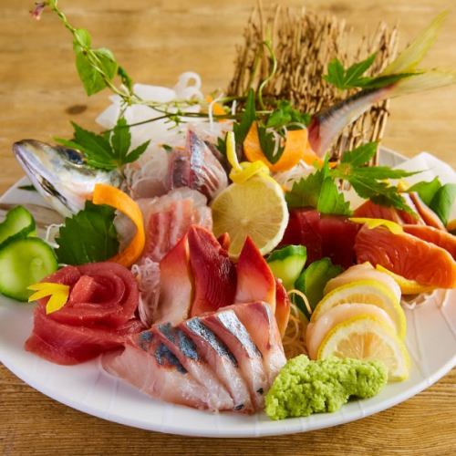 自慢の極上肉料理を堪能