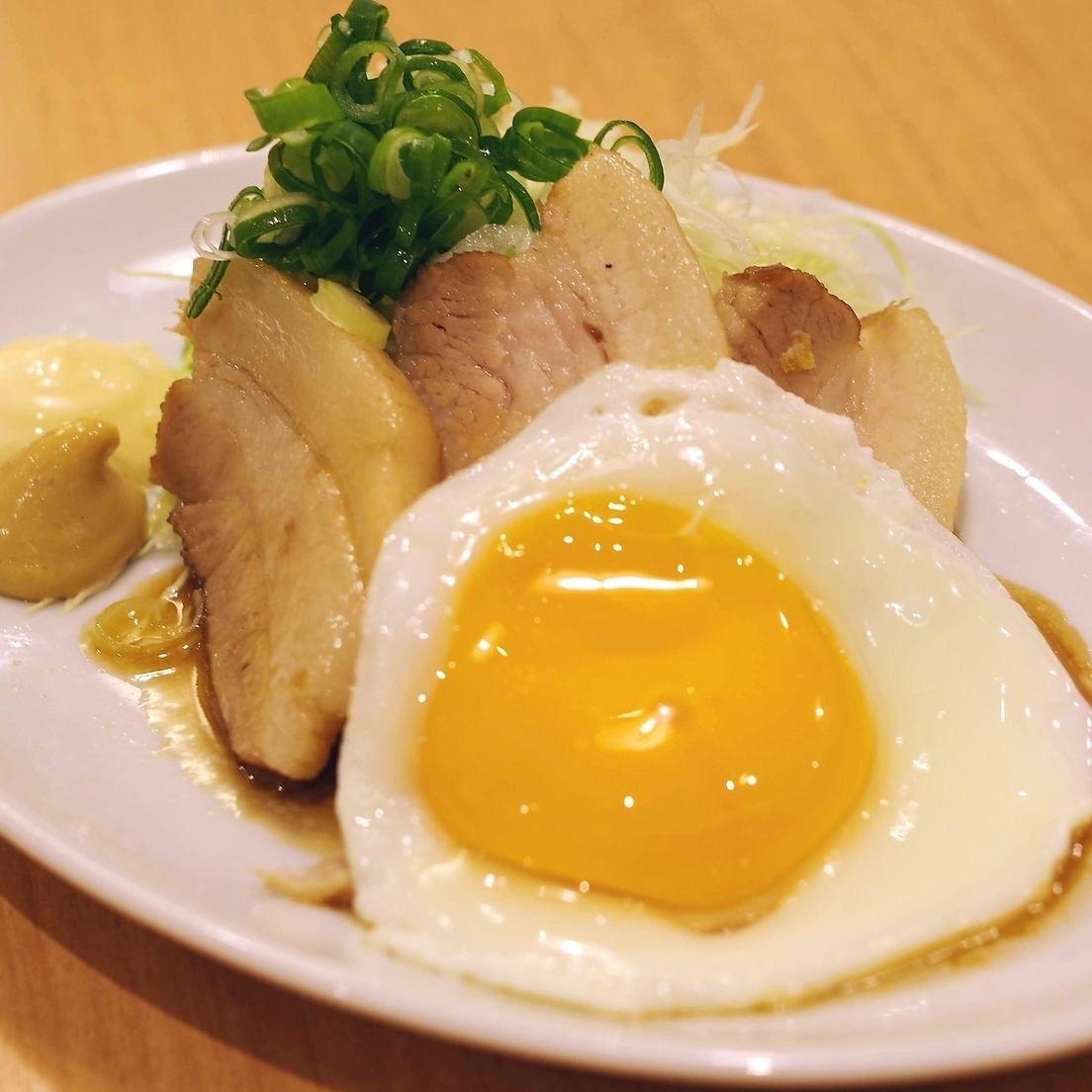 餃子以外のお料理メニューも充実しております！
