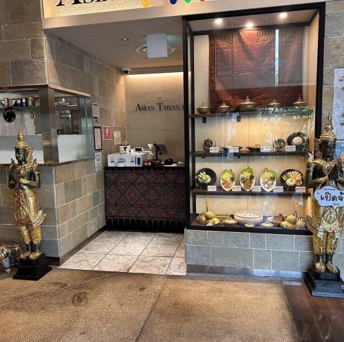 リラックスしながらタイを身近に感じられる空間♪