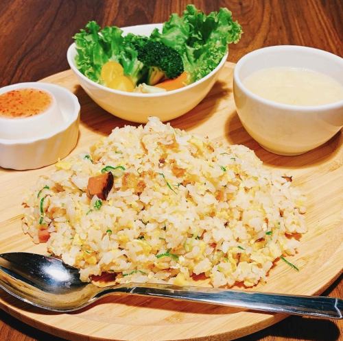 ランチ限定プレートチャーハン