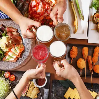 Reservations only ● Limited to 3 groups per day ● All-you-can-eat and drink over 100 kinds of izakaya menu items including specialty dishes, fried foods, and finishing dishes 4500 ⇒ 3500 yen