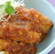 アボカドの肉巻きチリソース