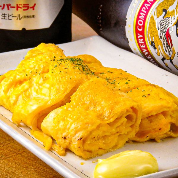 ◆鉄板であつあつふわふわの特性だし巻き卵