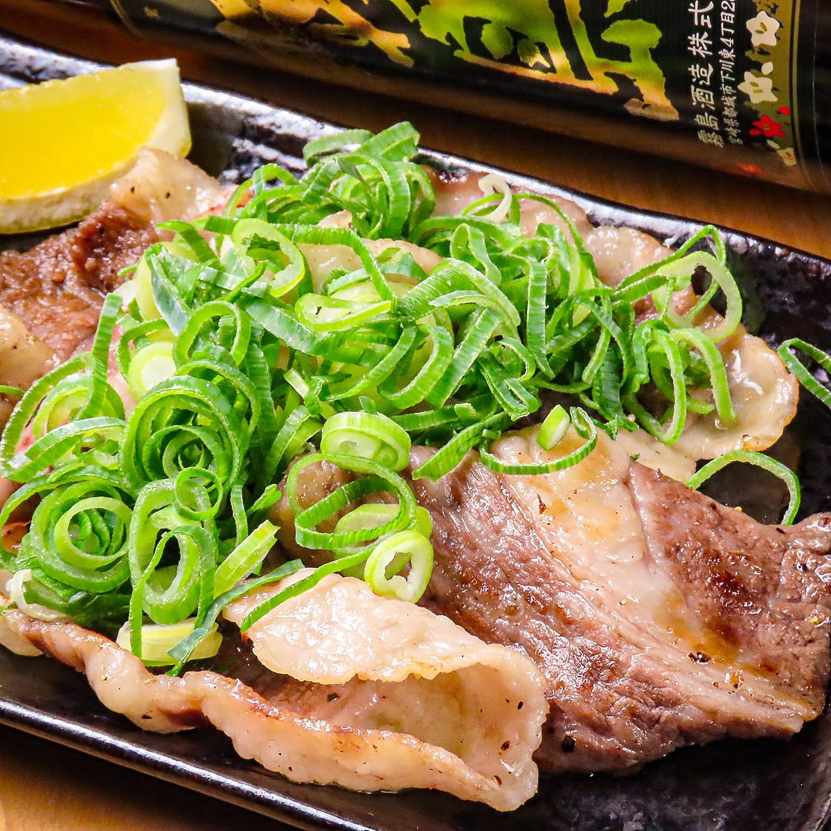 【お肉料理も広島名物をご堪能できます♪】