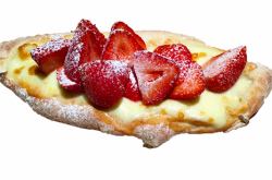 【3位】フルーツピッツァ※目黒店のみでの取り扱い商品