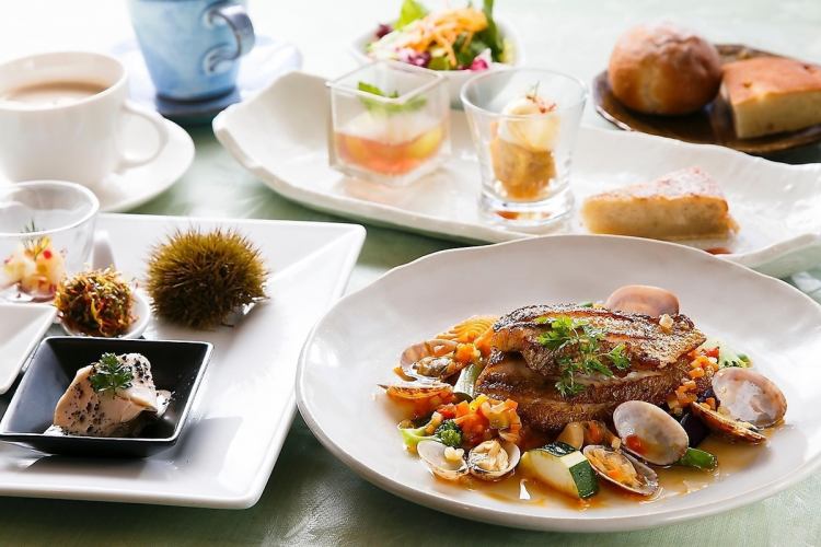 □For reservations by December 30th, click here□Lunch】Stylish Lunch 2500 yen (tax included)