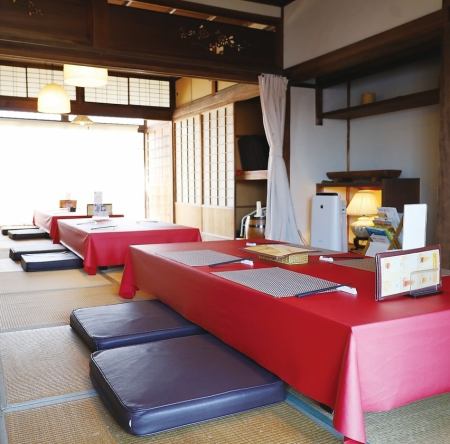 【2F】お子様連れに人気の2階のお座敷席です。