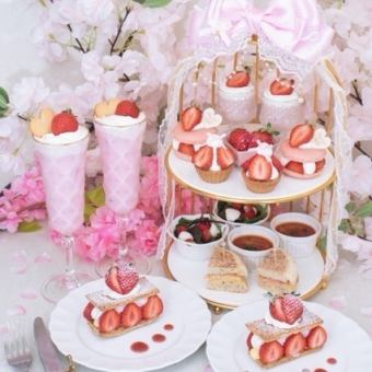 ≪From 13:00≫ Strawberry Afternoon Tea (Free Drink + Strawberry Milk) [5,500 yen per person]