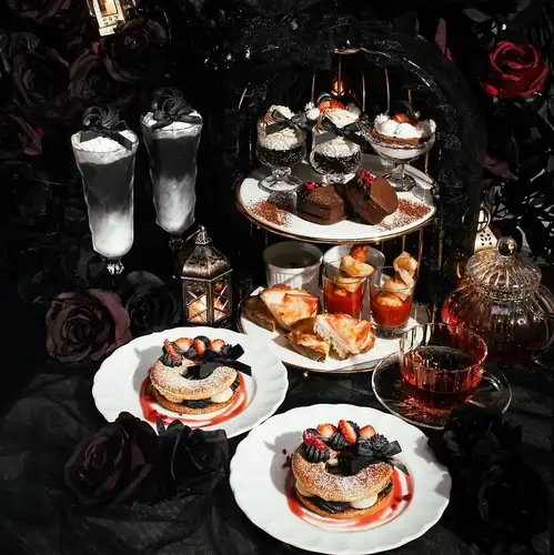 [Afternoon Tea] Gothic Afternoon Tea (Includes Special Drink: Black Cafe au Lait)