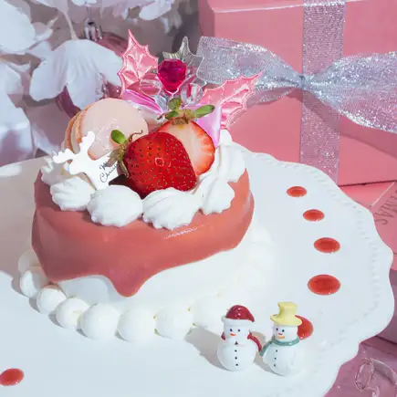 Cafe Set: Strawberry Christmas Shortcake Set [¥2,500 per person (tax included)]