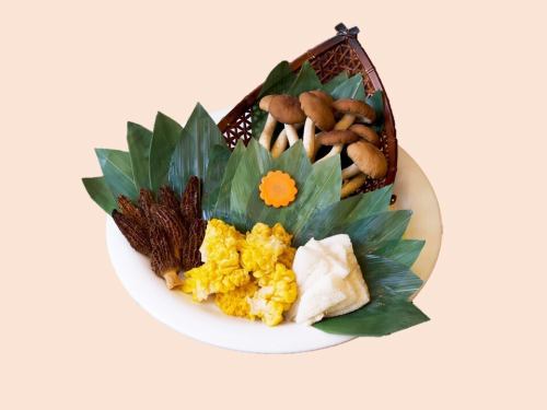 Ｃ 高級茸盛り合わせ4種
