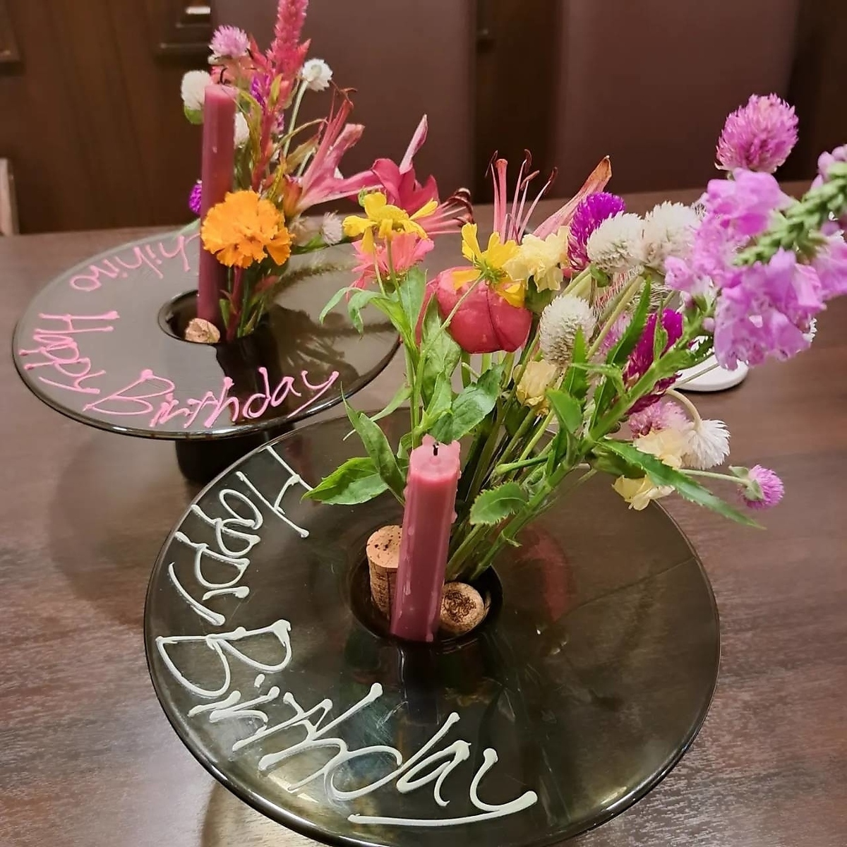 特別仕様のデザートに豪華なお花のプレゼント…
