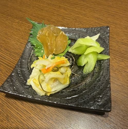 漬物三点盛り