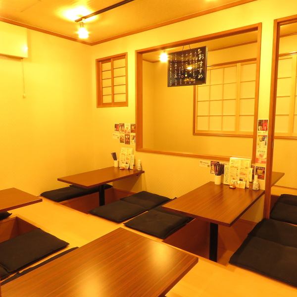 [Group or charter] There is a table for 4 people x 7 tables, so it is ideal for group use.Since it is a digging and tatami room, you can enjoy it slowly.We also accept reservations for 20 people ~ so please feel free to contact us.