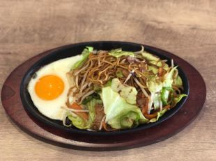 Teppanyaki noodles (with salad)
