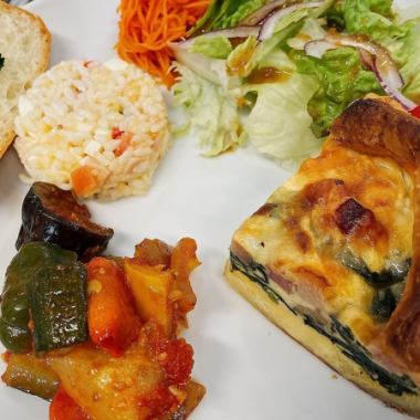 [Recommended] Quiche lunch