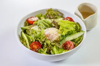 温玉シーザーサラダ