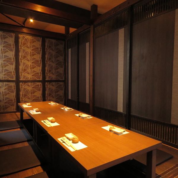 [Many private rooms for small groups of 2 to 8 people are available] We will prepare private rooms according to the number of people.You can choose between horigotatsu and tatami rooms for banquets for up to 24 people.Each course tailored to the customer uses the best of the day.You can enjoy fresh ingredients selected by the owner himself.There are 7 private rooms for small groups of 2 to 8 people.We also recommend the counter seats, which have a nice atmosphere.