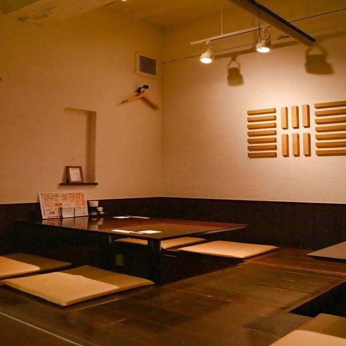 The semi-private kotatsu table seats 4 x 4 seats and can accommodate 16 to 20 people!