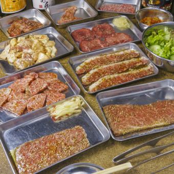 【ご予約限定!!】名物の赤盛り,ホル盛りにタン塩も♪2h飲み放題付『宴会コース』全6品7000円