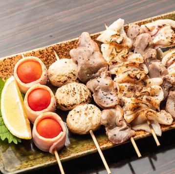 焼鳥食べ放題3828円(税込)